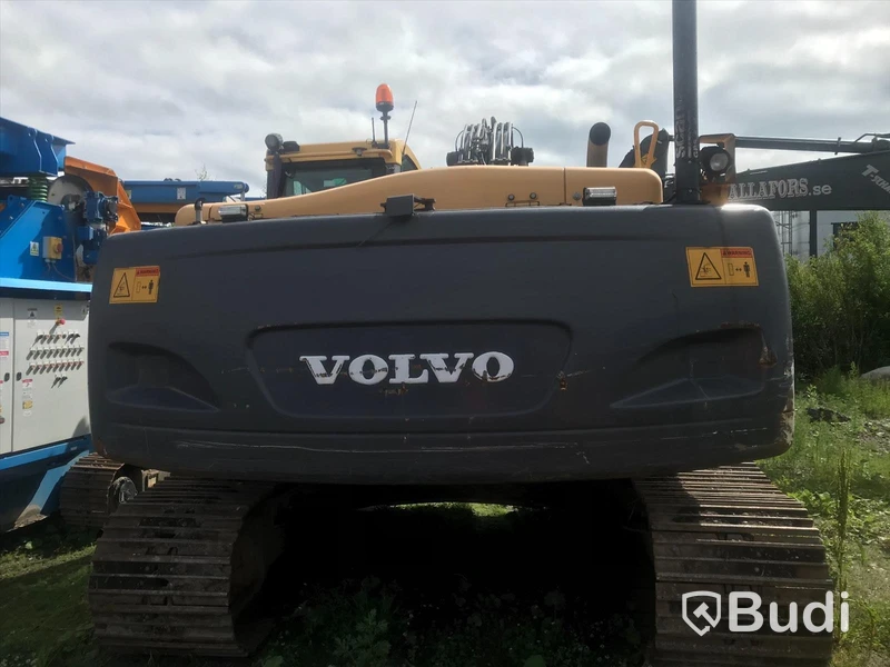 Volvo bandgrävmaskin EC240CL -2009 inkl tillbehör