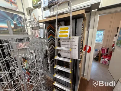 Komplett butik med varor & inredning