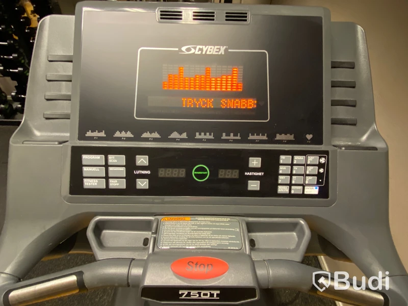 Löpband Cybex 750T. Omstartad