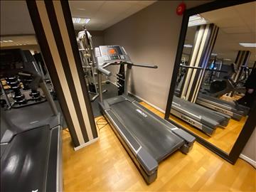 Löpband Cybex 750T. Omstartad