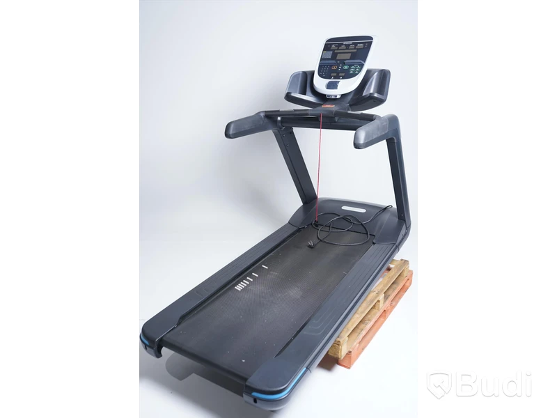 Löpband PRECOR TRM631 P30 console - 3 hk motor - 2022. Nypris 89 900 kr