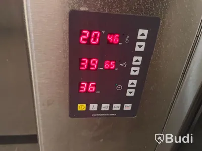 FIMAK Makina bageriugn halvhöjd med ångfunktion på hjul