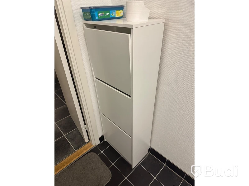 Förvaringsmöbler