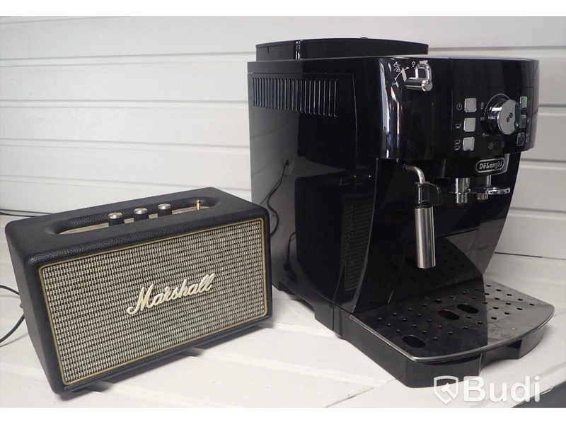 Kaffemaskin & Högtalare