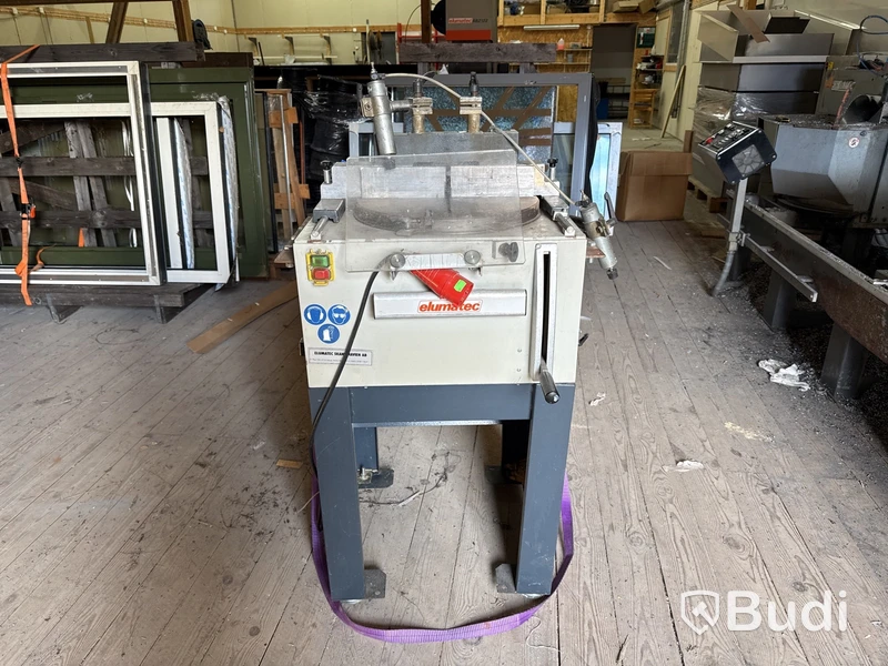Enkelkap Elumatec TS 161/21 med sågbord