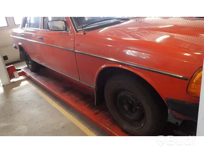 Mercedes 300D 1978 personbil - OMSTARTAD