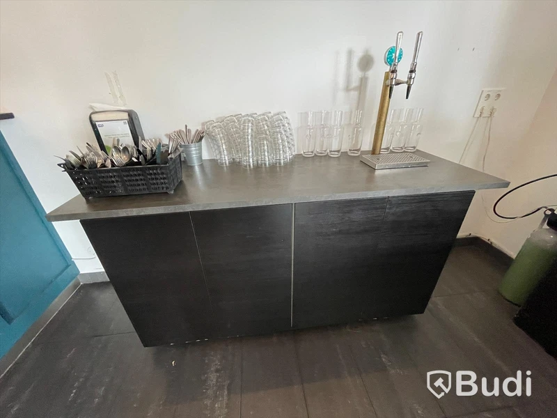 Skåp med vattendispenser 186x63x90 cm