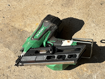 Batteridriven spikpistol Hikoki NR 1890DBCL