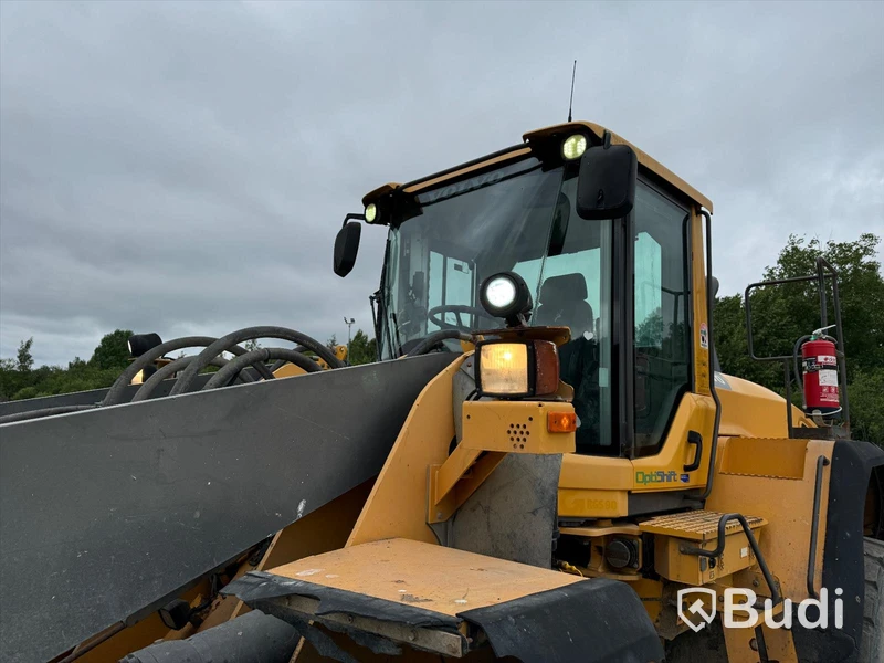 Volvo L180G - 2012 - EXPORT momsfri försäljning inom EU. Chassi no: VCEL180GP00019735 - Köpare: P.W. SAKBUD PRZEMYSLAW SAK, VAT PL4990414552 , Land: Polen, Intrastat HS code: 84295200, Vikt: 29700 kg