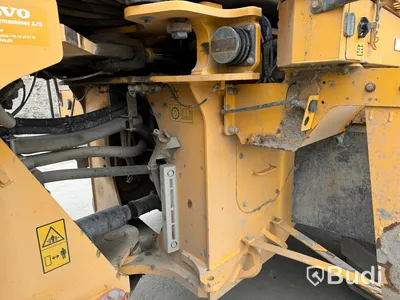 Volvo L180G - 2012 - EXPORT momsfri försäljning inom EU. Chassi no: VCEL180GP00019735 - Köpare: P.W. SAKBUD PRZEMYSLAW SAK, VAT PL4990414552 , Land: Polen, Intrastat HS code: 84295200, Vikt: 29700 kg