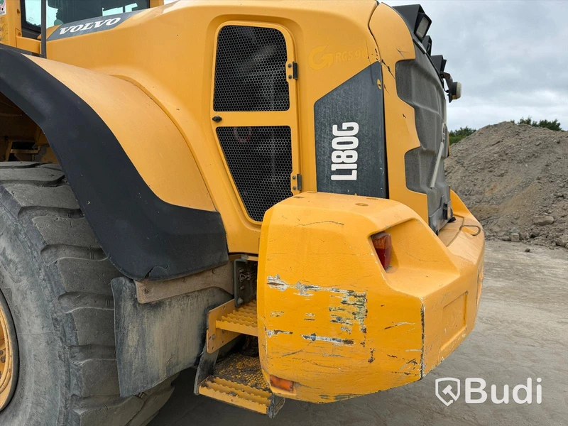 Volvo L180G - 2012 - EXPORT momsfri försäljning inom EU. Chassi no: VCEL180GP00019735 - Köpare: P.W. SAKBUD PRZEMYSLAW SAK, VAT PL4990414552 , Land: Polen, Intrastat HS code: 84295200, Vikt: 29700 kg