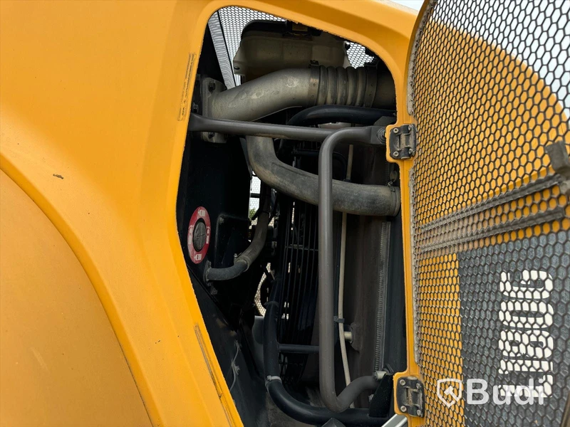 Volvo L180G - 2012 - EXPORT momsfri försäljning inom EU. Chassi no: VCEL180GP00019735 - Köpare: P.W. SAKBUD PRZEMYSLAW SAK, VAT PL4990414552 , Land: Polen, Intrastat HS code: 84295200, Vikt: 29700 kg