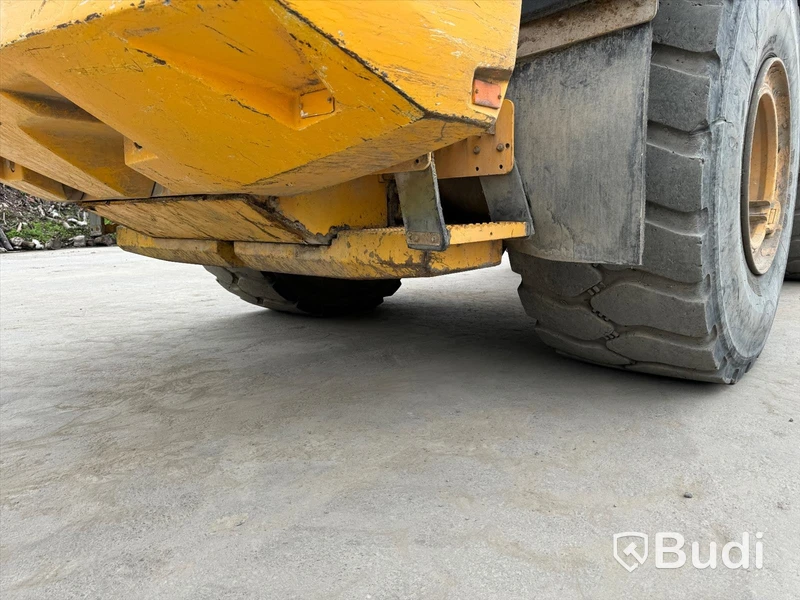 Volvo L180G - 2012 - EXPORT momsfri försäljning inom EU. Chassi no: VCEL180GP00019735 - Köpare: P.W. SAKBUD PRZEMYSLAW SAK, VAT PL4990414552 , Land: Polen, Intrastat HS code: 84295200, Vikt: 29700 kg