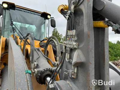 Volvo L180G - 2012 - EXPORT momsfri försäljning inom EU. Chassi no: VCEL180GP00019735 - Köpare: P.W. SAKBUD PRZEMYSLAW SAK, VAT PL4990414552 , Land: Polen, Intrastat HS code: 84295200, Vikt: 29700 kg