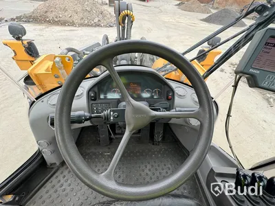 Volvo L180G - 2012 - EXPORT momsfri försäljning inom EU. Chassi no: VCEL180GP00019735 - Köpare: P.W. SAKBUD PRZEMYSLAW SAK, VAT PL4990414552 , Land: Polen, Intrastat HS code: 84295200, Vikt: 29700 kg