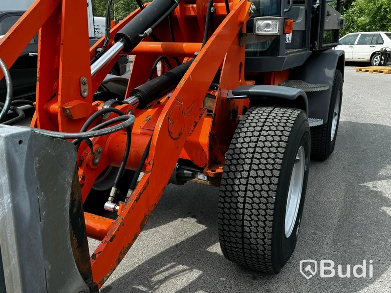 Hjullastare Terex TL-100 -2009 med redskap