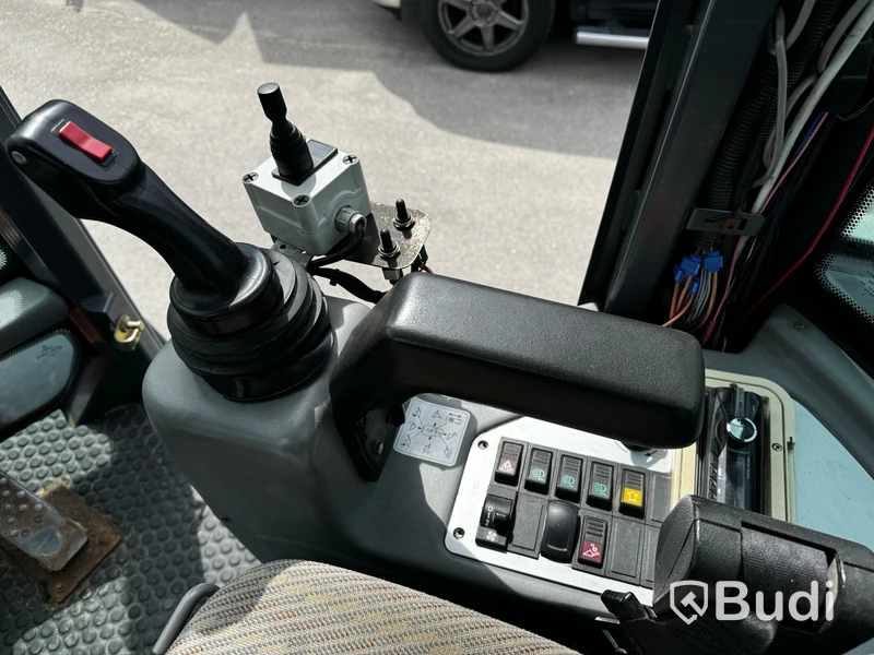 Hjullastare Terex TL-100 -2009 med redskap
