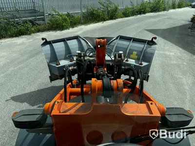 Hjullastare Terex TL-100 -2009 med redskap