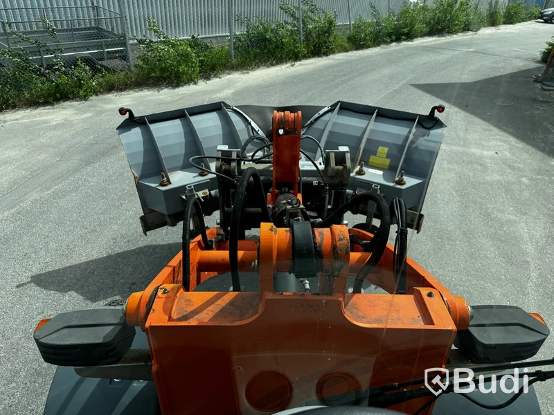 Hjullastare Terex TL-100 -2009 med redskap