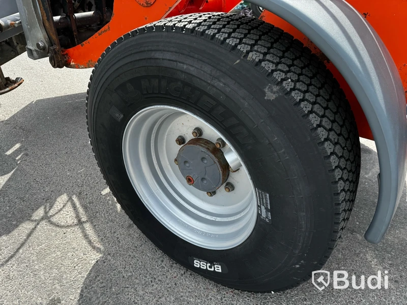 Hjullastare Terex TL-100 -2009 med redskap