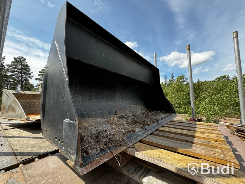 Hjullastare Terex TL-100 -2009 med redskap