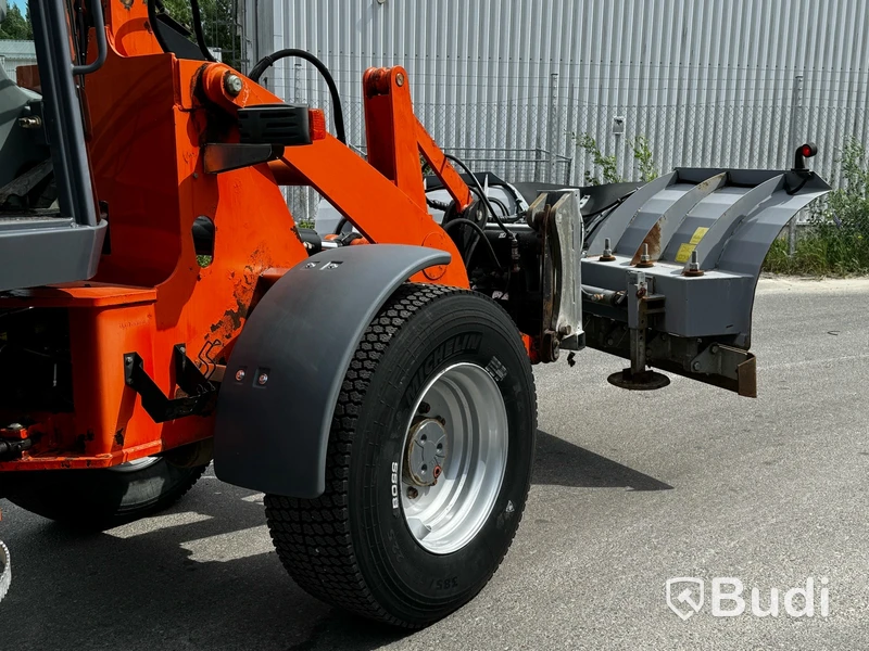 Hjullastare Terex TL-100 -2009 med redskap