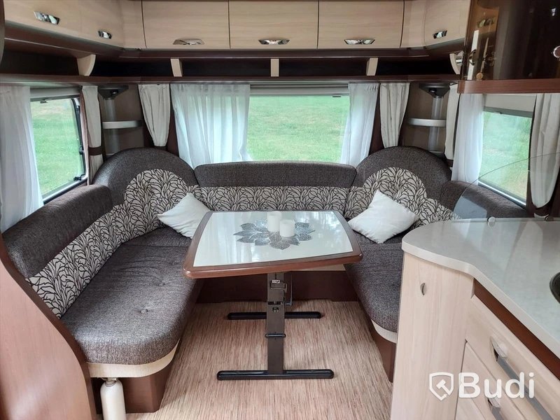 Husvagn Hobby 720 UKFE Prestige - 2012