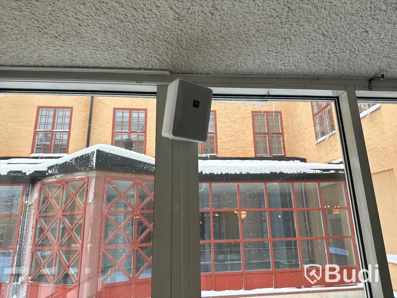 3st JBL högtalare
