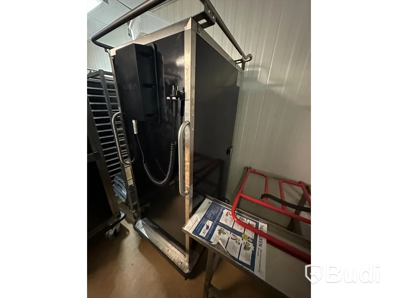 4st Cateringvagnar, Scanbox,