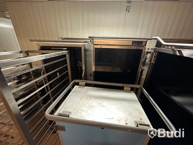 4st Cateringvagnar, Scanbox,