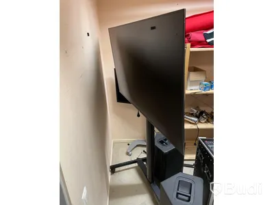Sony 65 tums-TV på SMS-stativ