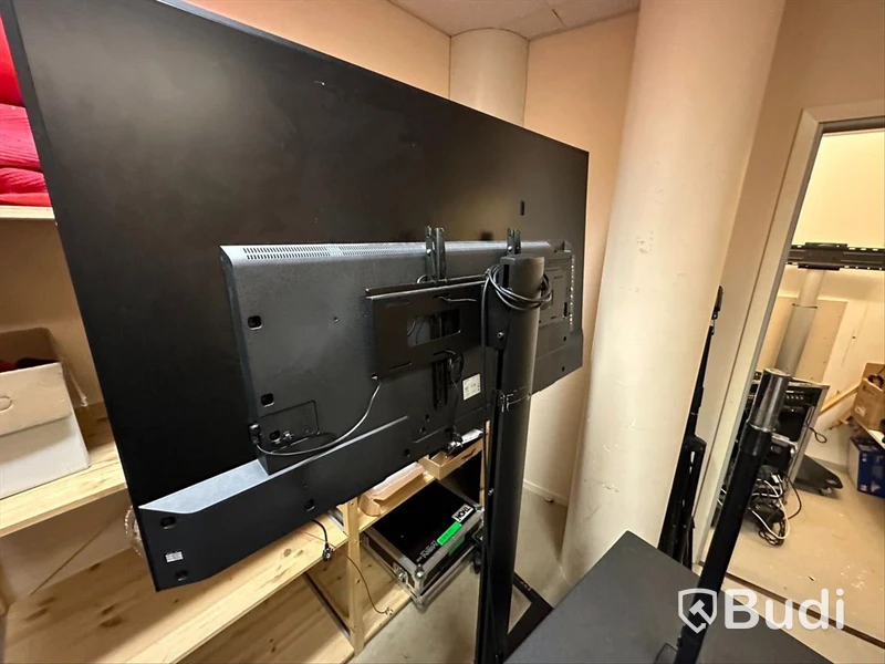 Sony 65 tums-TV på SMS-stativ