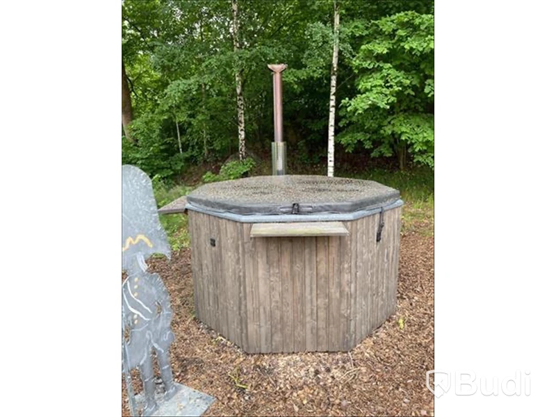 Badtunna med lock, diameter 190 cm, höjd 110 cm