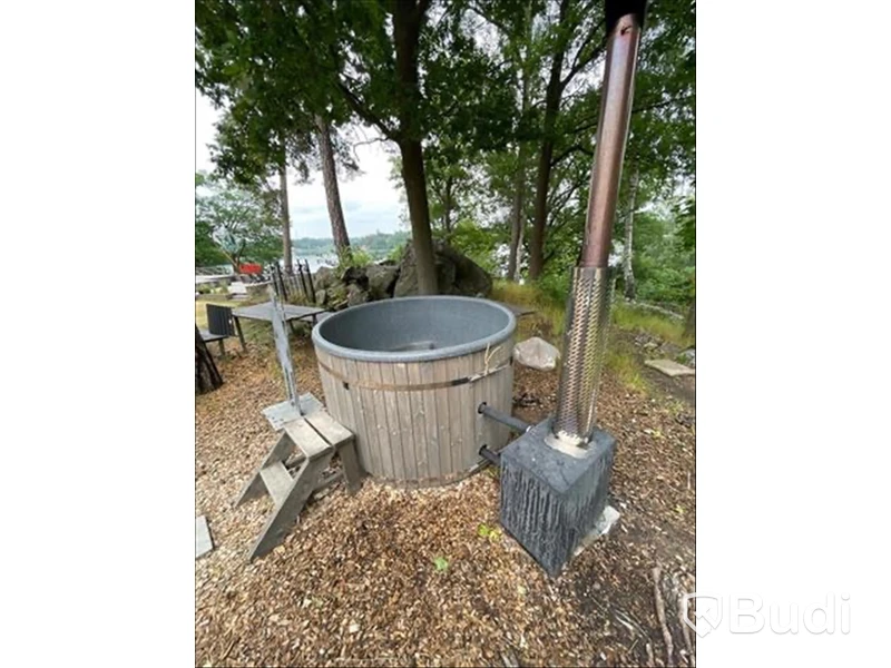 Badtunna , diameter 170 cm, höjd 112 cm