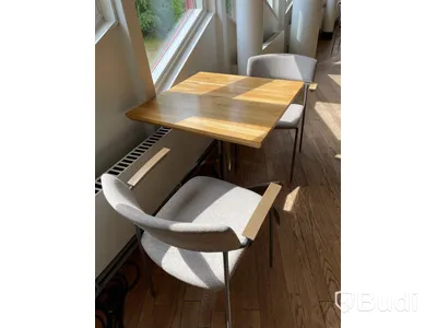 Matbord 70x70 cm samt 2st stolar EFG