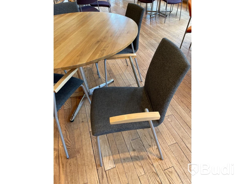 Runt matbord dia 120 cm samt 5st stolar Balzar Beskow