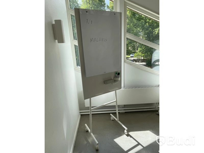 Blädderblocksstativ samt 4st små tavlor