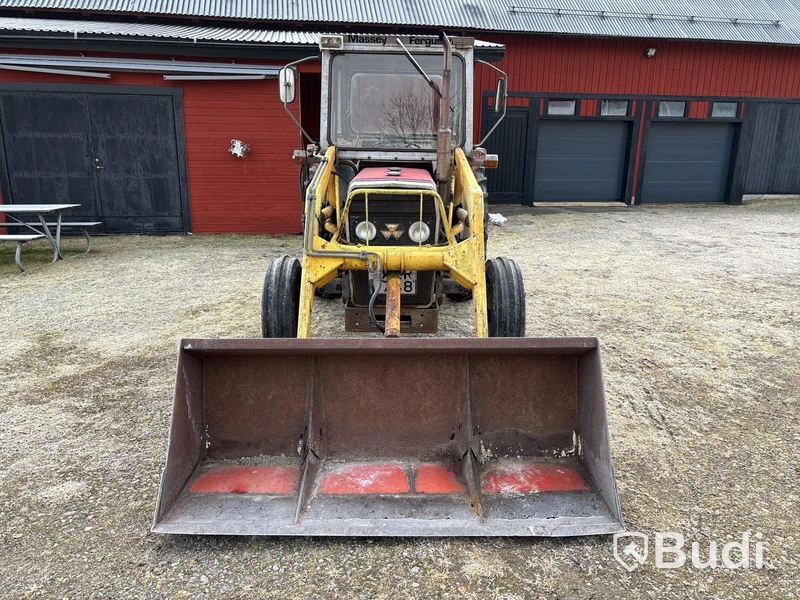 Traktor med lastare Massey Ferguson 240-2, -1979
