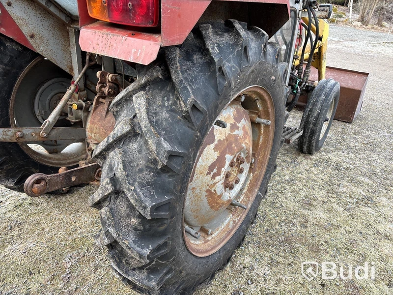 Traktor med lastare Massey Ferguson 240-2, -1979