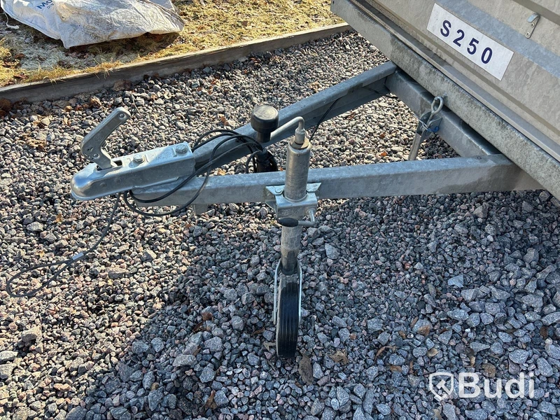 Släpvagn med grindar Wiola, -2022, Besiktigad tom 2027