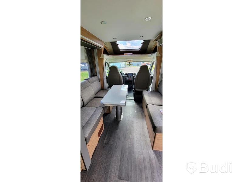Husbil Adria 600 DT - 2020