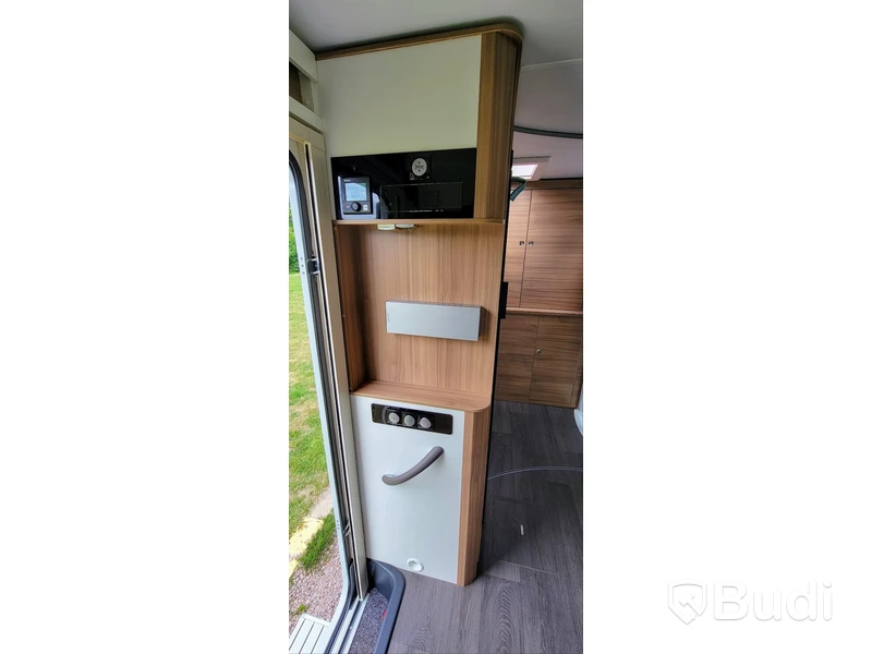 Husbil Adria 600 DT - 2020