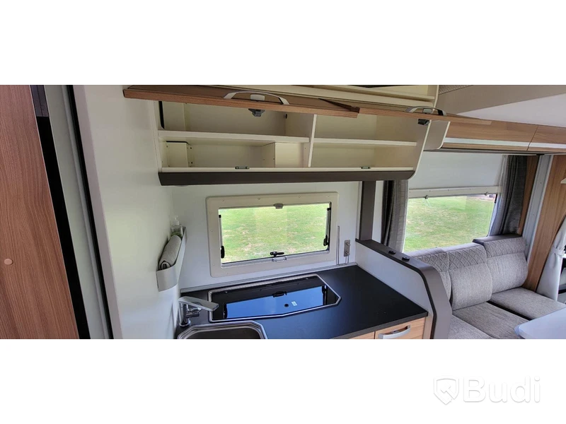 Husbil Adria 600 DT - 2020