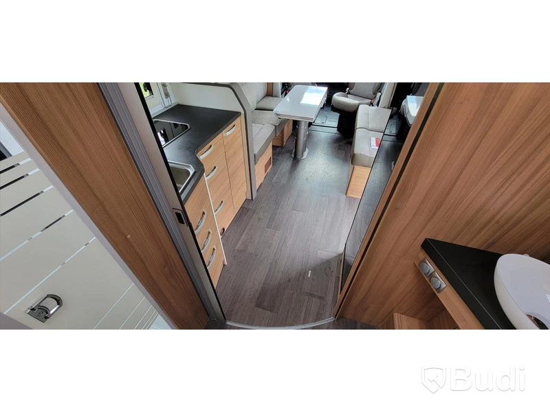 Husbil Adria 600 DT - 2020