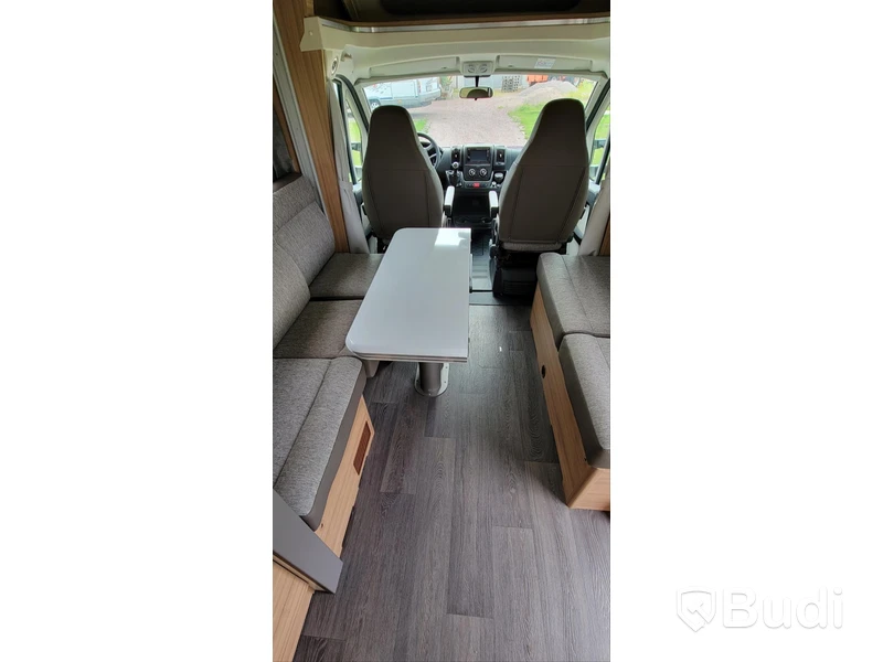 Husbil Adria 600 DT - 2020