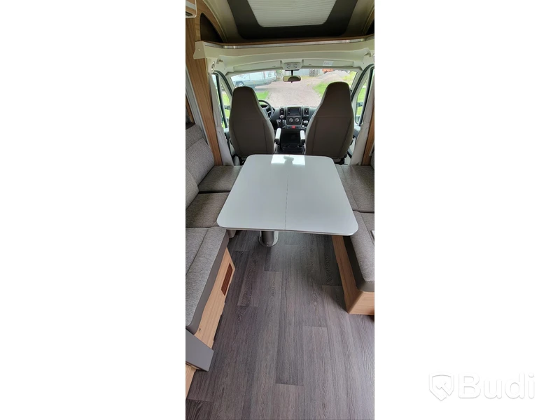 Husbil Adria 600 DT - 2020
