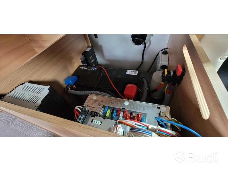 Husbil Adria 600 DT - 2020