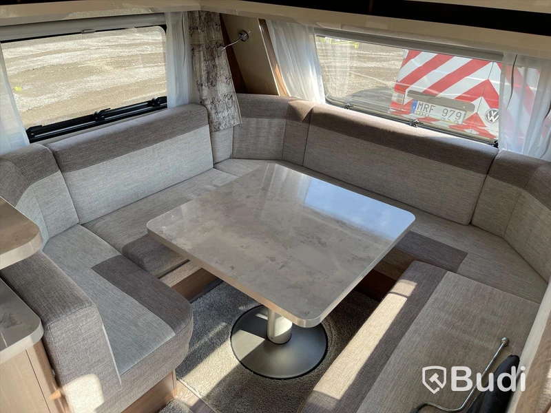 Husvagn Hobby 660 WFC Prestige | 2019