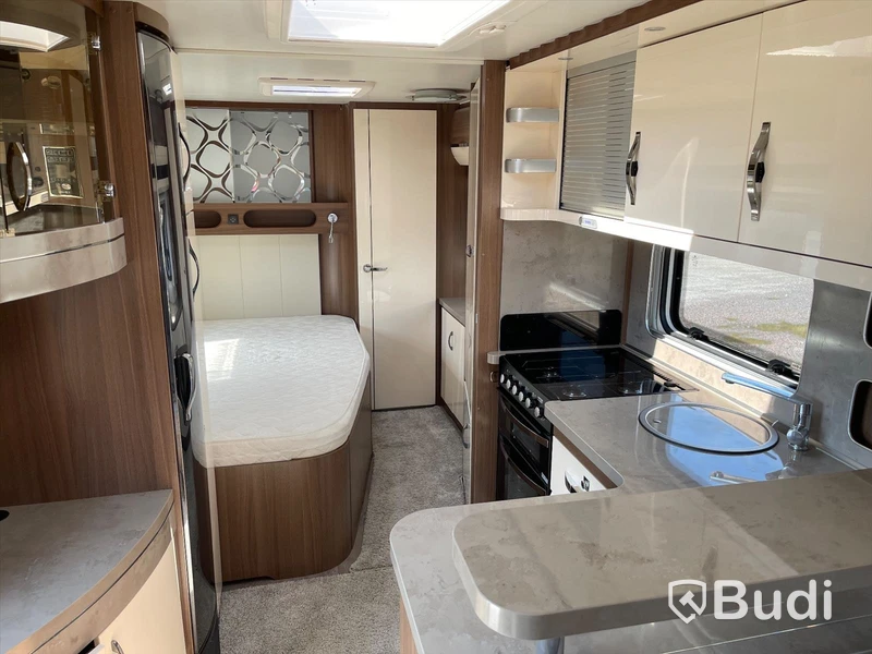 Husvagn Hobby 660 WFC Prestige | 2019