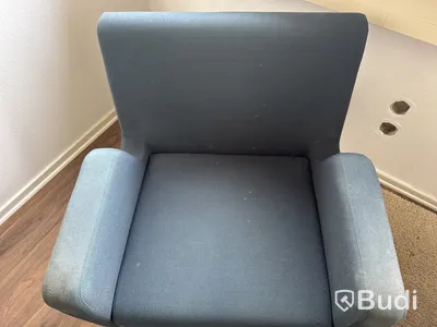 2 st fåtöljer samt matta